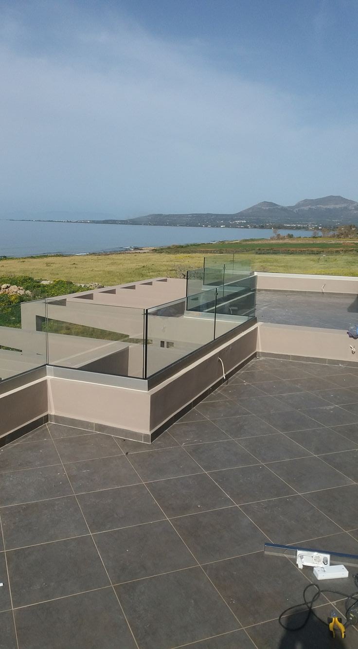 Κάγκελα 4
