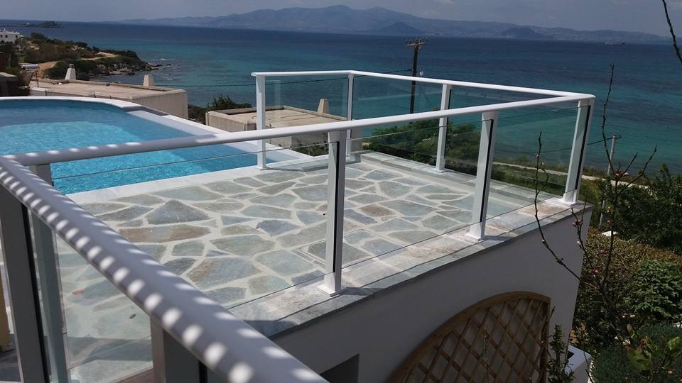 Κάγκελα 12